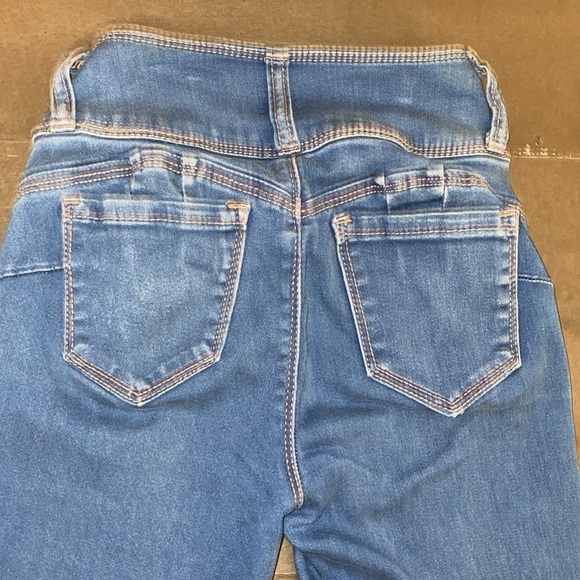 Forever 21 Los Angeles Size 24 3-Button Tap Stretch Denim Ankle Cropped Jeans - Picture 7 of 11